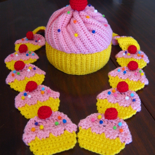 Cupcake Hat and Scarf