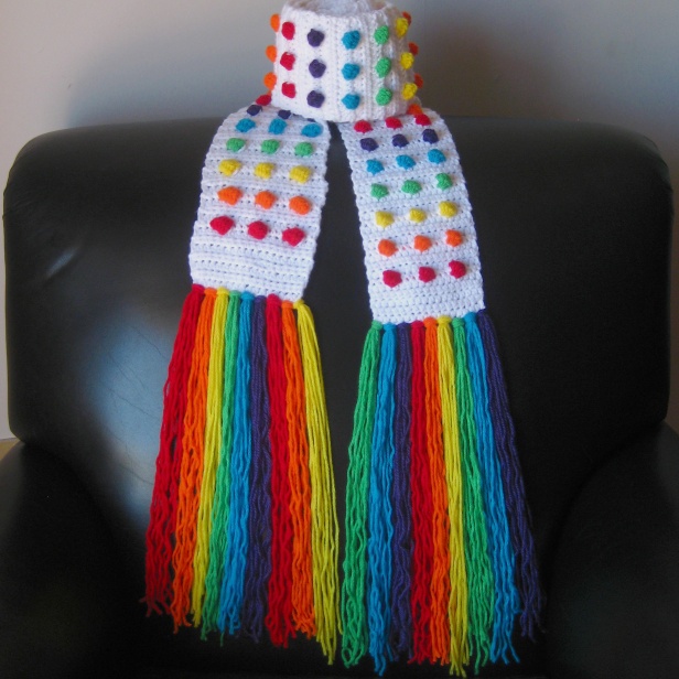 candyButtonScarf_01